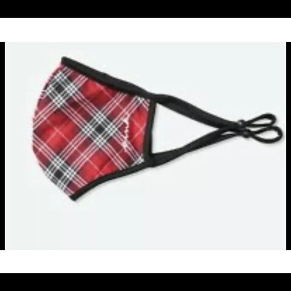 PINK Victoria’s Secret Mask - Picture 2 of 3